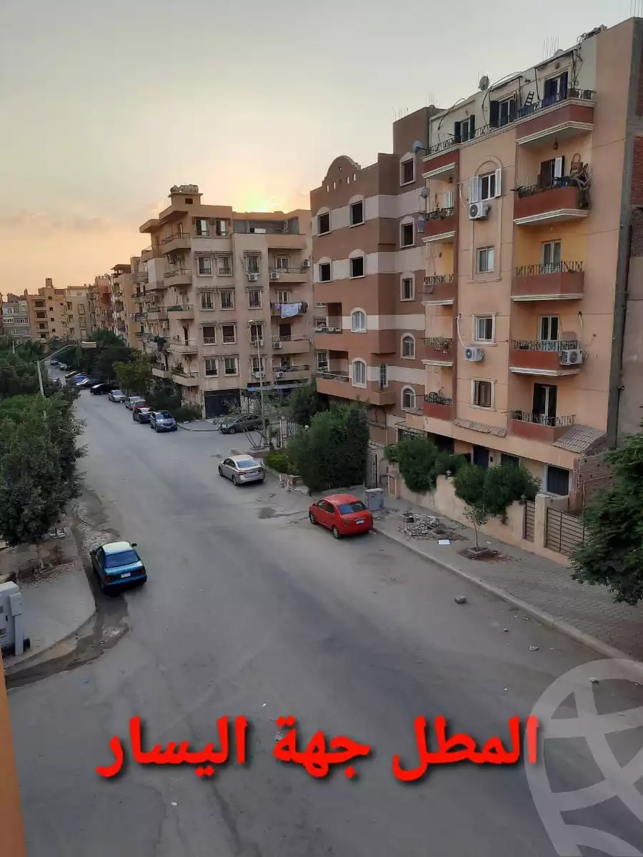 https://aqarmap.com.eg/ar/listing/6559522-for-sale-cairo-6th-of-october-el-ahyaa-neighborhood-4th-school-st