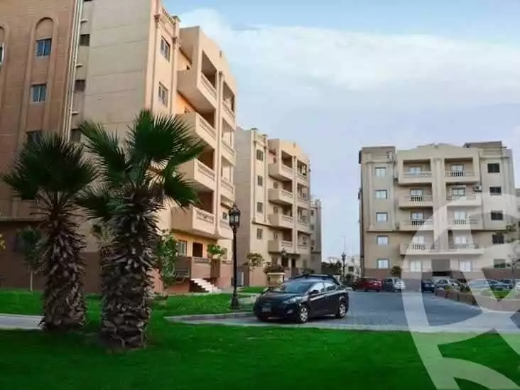 https://aqarmap.com.eg/en/listing/6560651-for-sale-cairo-new-cairo-compounds-el-ashrafia