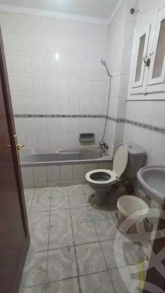 https://aqarmap.com.eg/ar/listing/6561113-for-sale-alexandria-l-jmy-lbytsh-el-tayar-st
