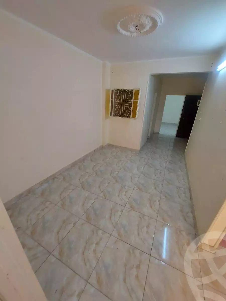 https://aqarmap.com.eg/ar/listing/6561813-for-sale-cairo-helwan-helwan-el-sharkeya-ryad-pasha-st