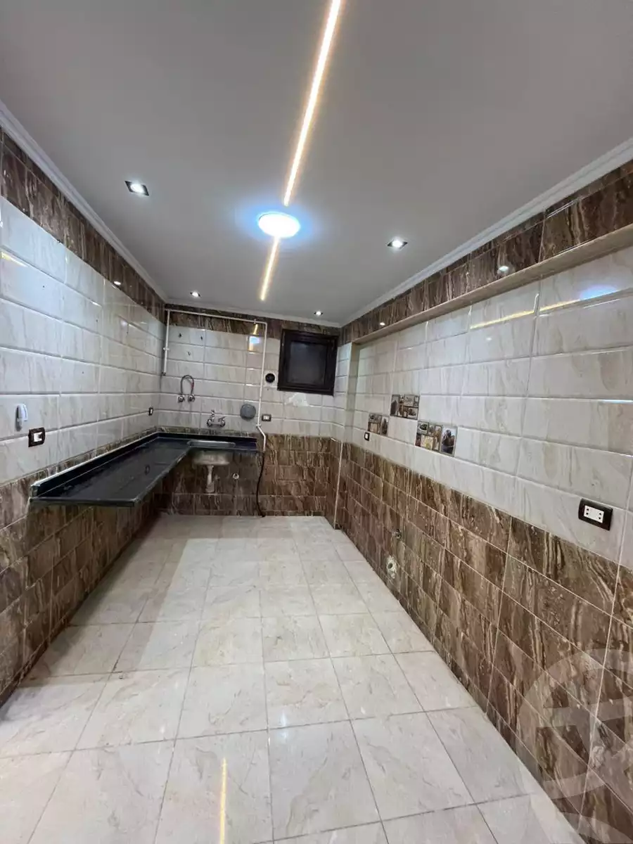 https://aqarmap.com.eg/ar/listing/6563335-for-sale-alexandria-l-jmy-lbytsh-el-reyad-st