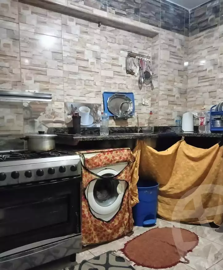 https://aqarmap.com.eg/ar/listing/6564370-for-sale-alexandria-l-jmy-lbytsh-ain-shams-st