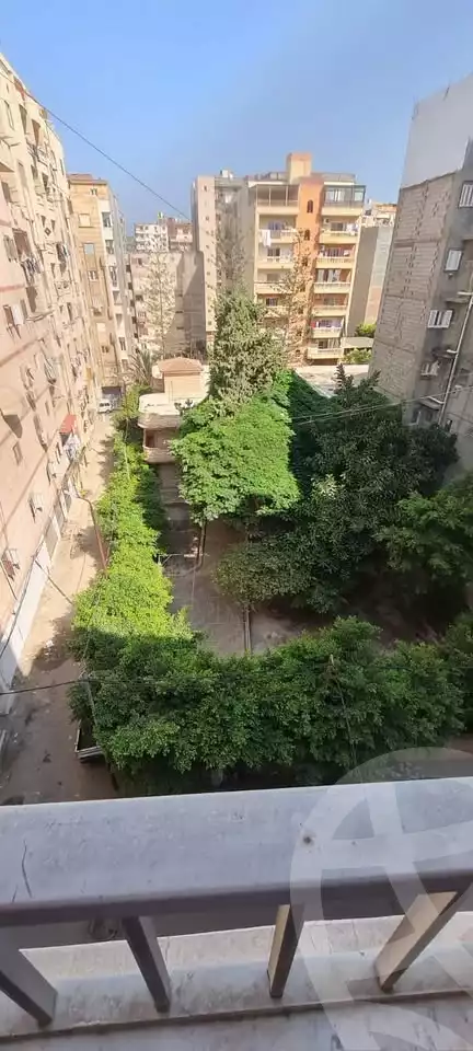 https://aqarmap.com.eg/ar/listing/6565231-for-sale-alexandria-l-jmy-lbytsh-al-samalehy-1-st