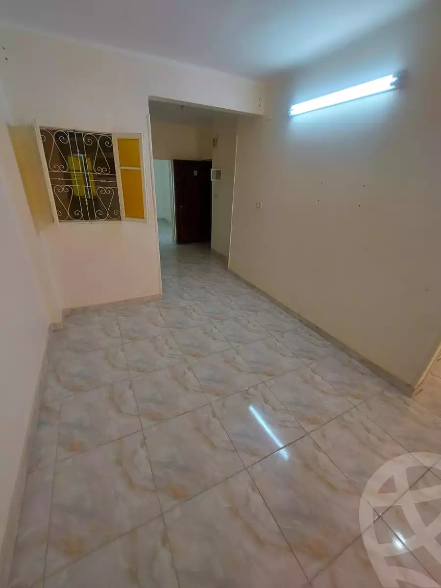 https://aqarmap.com.eg/ar/listing/6565639-for-sale-cairo-helwan-helwan-el-sharkeya-ryad-pasha-st