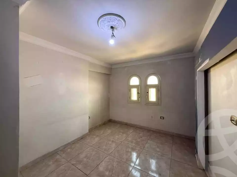 https://aqarmap.com.eg/ar/listing/6567580-for-sale-alexandria-sydy-bshr-sydy-bshr-qbly-mostafa-kamel-st