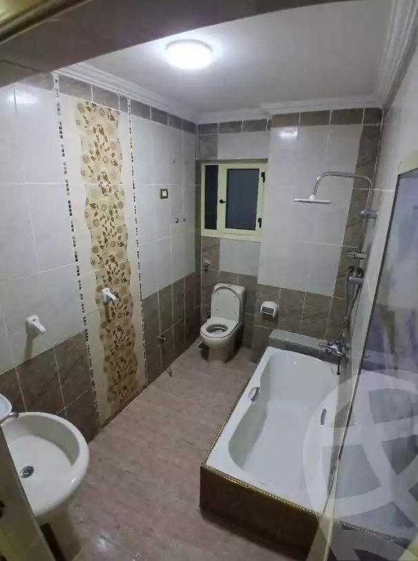 https://aqarmap.com.eg/en/listing/6568449-for-sale-alexandria-l-jmy-lbytsh-al-aeda-al-kadema-st