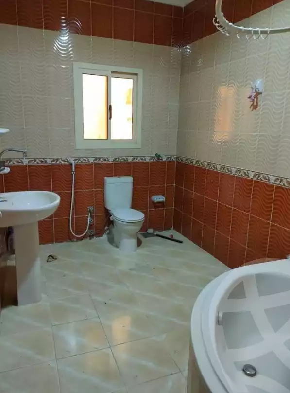 https://aqarmap.com.eg/ar/listing/6569264-for-sale-alexandria-l-jmy-lbytsh-shahr-al-assal-st