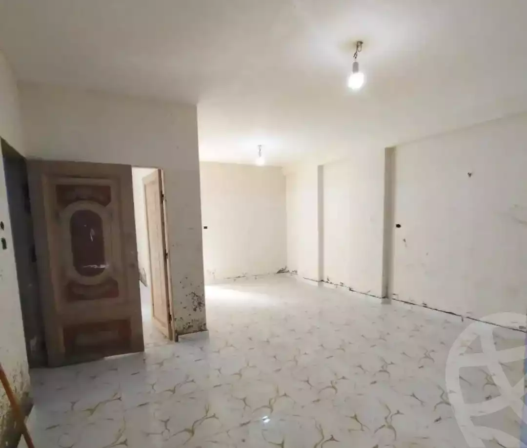 https://aqarmap.com.eg/en/listing/6570007-for-sale-qalyubia-shubra-el-khaima-om-bayoumi