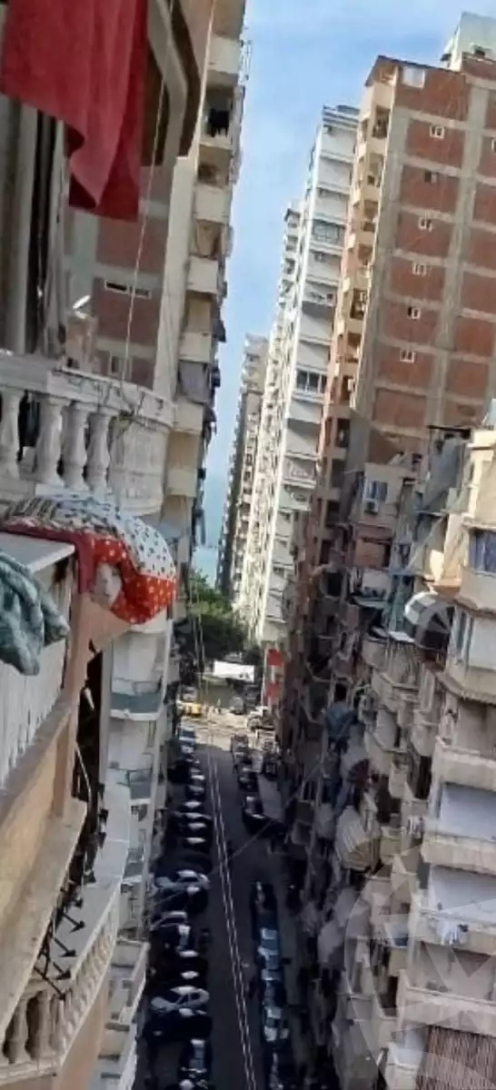 https://aqarmap.com.eg/en/listing/6570216-for-sale-alexandria-sydy-bshr-sydy-bshr-bhry-street-16