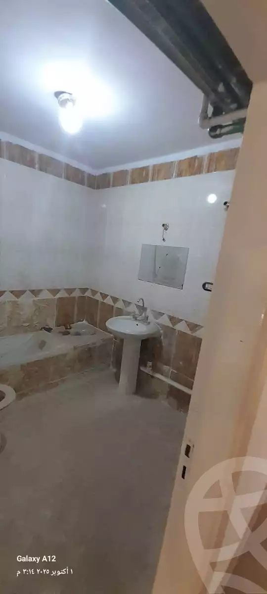 https://aqarmap.com.eg/ar/listing/6570456-for-rent-cairo-helwan-mnshy-yn-hlwn-rael-st