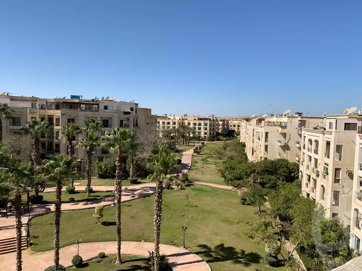 https://aqarmap.com.eg/en/listing/6570667-for-sale-cairo-el-sheikh-zayed-city-compounds-hadayek-el-mohandiseen