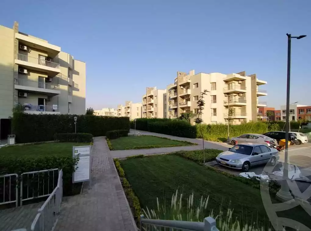 https://aqarmap.com.eg/en/listing/6570965-for-rent-cairo-el-sheikh-zayed-city-compounds-dh-drys