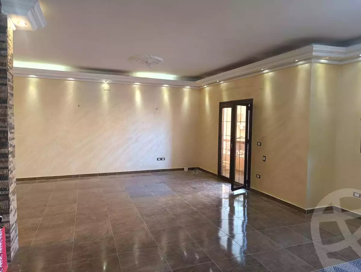 https://aqarmap.com.eg/en/listing/6572059-for-rent-cairo-el-sheikh-zayed-city-el-hay-elawel-street-10