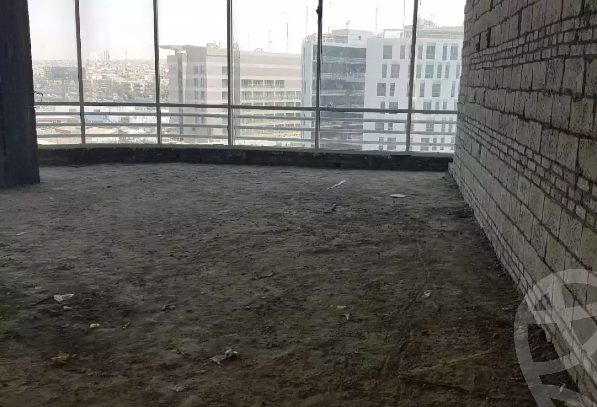 https://aqarmap.com.eg/en/listing/6572440-for-sale-cairo-new-cairo-compounds-kyrw-kbytl-sntr-ktlyst-llttwyr