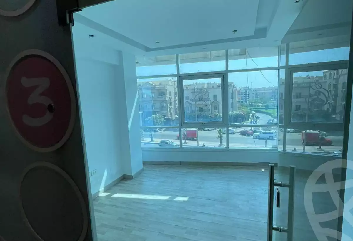 https://aqarmap.com.eg/en/listing/6572499-for-sale-cairo-new-cairo-compounds-the-water-way