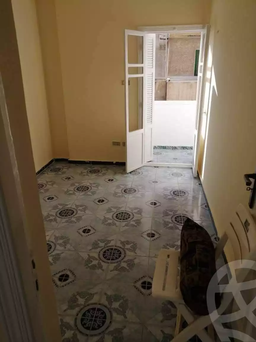 https://aqarmap.com.eg/ar/listing/6572558-for-sale-alexandria-sydy-bshr-sydy-bshr-bhry-gamal-abd-el-nasir-st