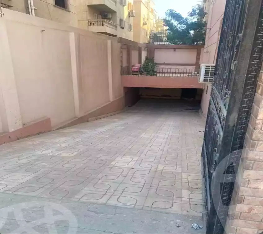 https://aqarmap.com.eg/en/listing/6572670-for-sale-cairo-new-cairo-90th-street-south-teseen-st