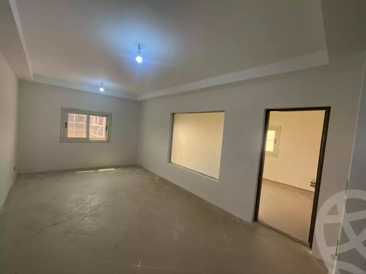 https://aqarmap.com.eg/ar/listing/6573214-for-rent-cairo-new-cairo-ganob-el-akadamiya-south-academy-a-zaid-ebn-haretha-st