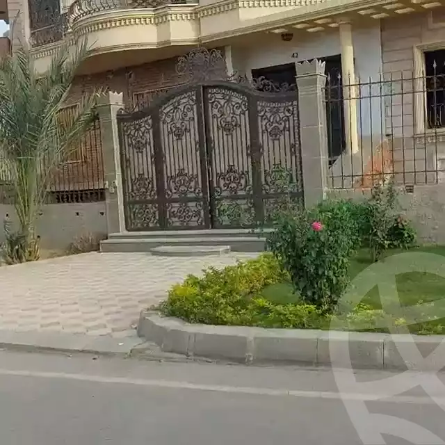 https://aqarmap.com.eg/en/listing/6574033-for-sale-cairo-new-cairo-el-banafsg-el-banafsag-1-tagan-st