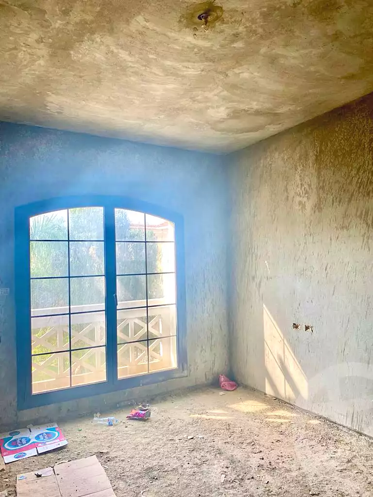 https://aqarmap.com.eg/en/listing/6574516-for-sale-cairo-new-cairo-compounds-hyde-park