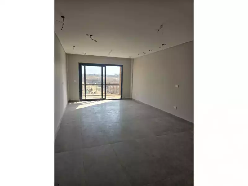 https://aqarmap.com.eg/ar/listing/6574757-for-rent-cairo-el-sheikh-zayed-city-compounds-kmbwnd-fyldj-wyst-dr-llttwyr