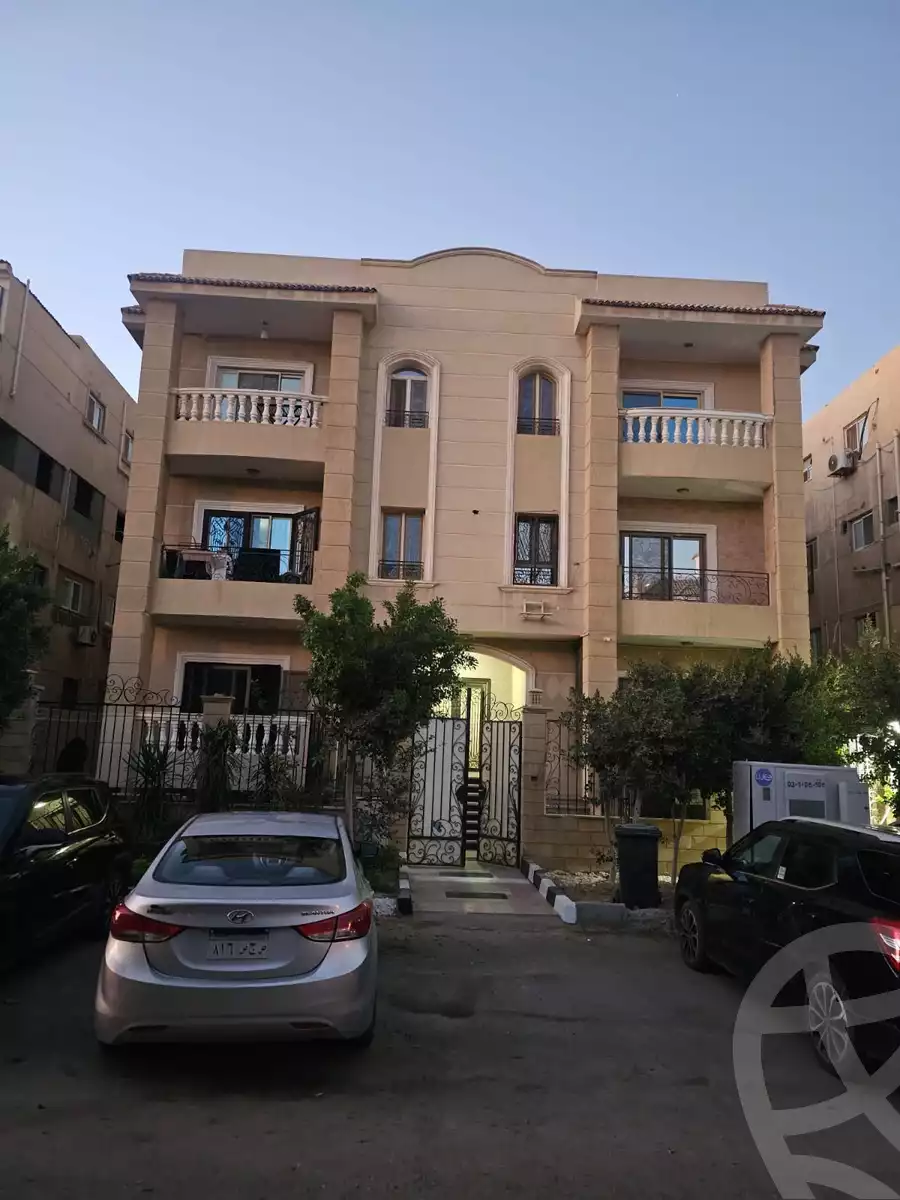 https://aqarmap.com.eg/en/listing/6575162-for-sale-cairo-new-cairo-el-banafsg-el-banafsag-11-suleiman-al-halabi-st