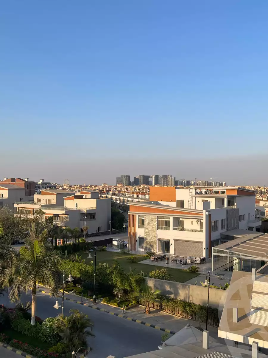 https://aqarmap.com.eg/en/listing/6576268-for-sale-cairo-el-sheikh-zayed-city-alex-cairo-desert-road-smart-village-linx
