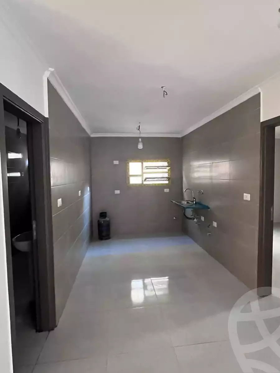 https://aqarmap.com.eg/ar/listing/6576848-for-rent-cairo-6th-of-october-el-ahyaa-neighborhood-3rd-al-hay-al-thalith-st