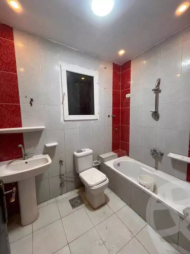 https://aqarmap.com.eg/en/listing/6577521-for-sale-alexandria-l-jmy-lbytsh-ain-shams-st
