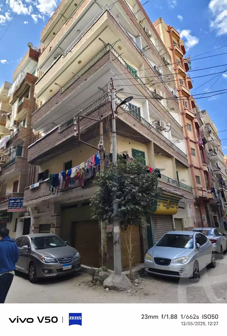 https://aqarmap.com.eg/en/listing/6578598-for-sale-sharqia-zagazig-zagazig-city-abd-el-aziz-st