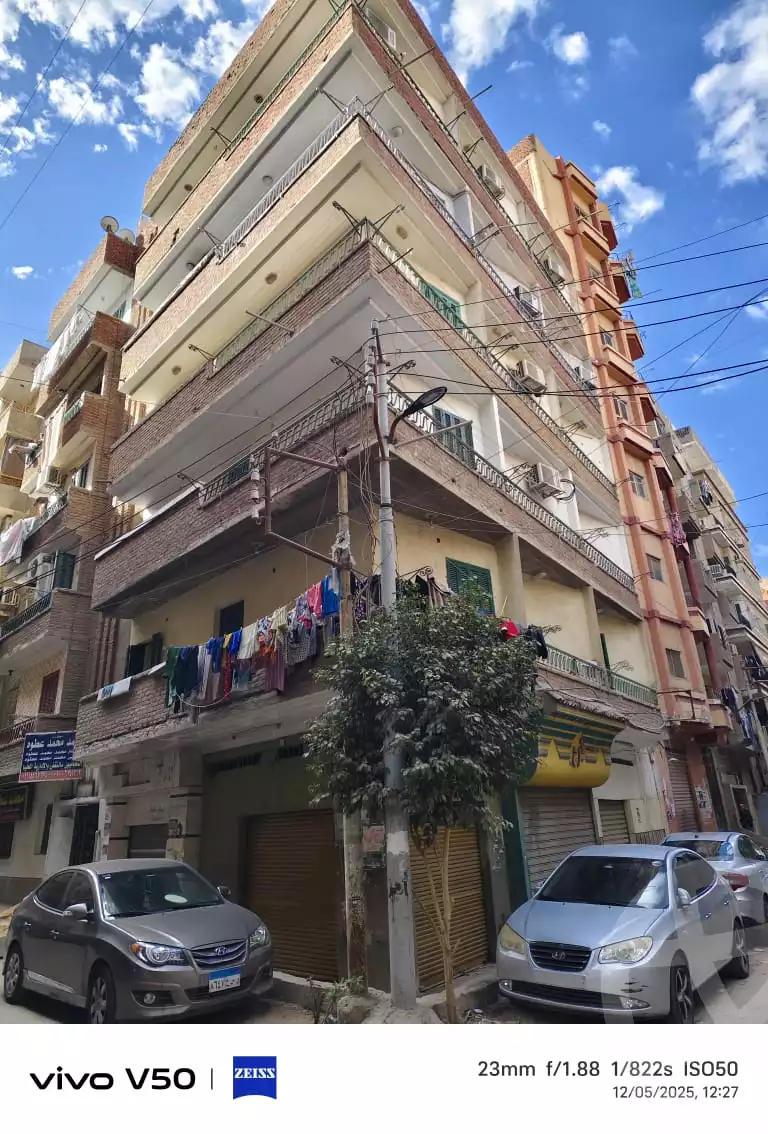 https://aqarmap.com.eg/en/listing/6578598-for-sale-sharqia-zagazig-zagazig-city-abd-el-aziz-st