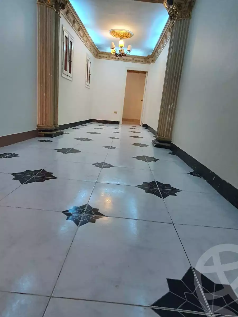 https://aqarmap.com.eg/ar/listing/6578676-for-sale-alexandria-moharram-bey-tryq-qn-lswys