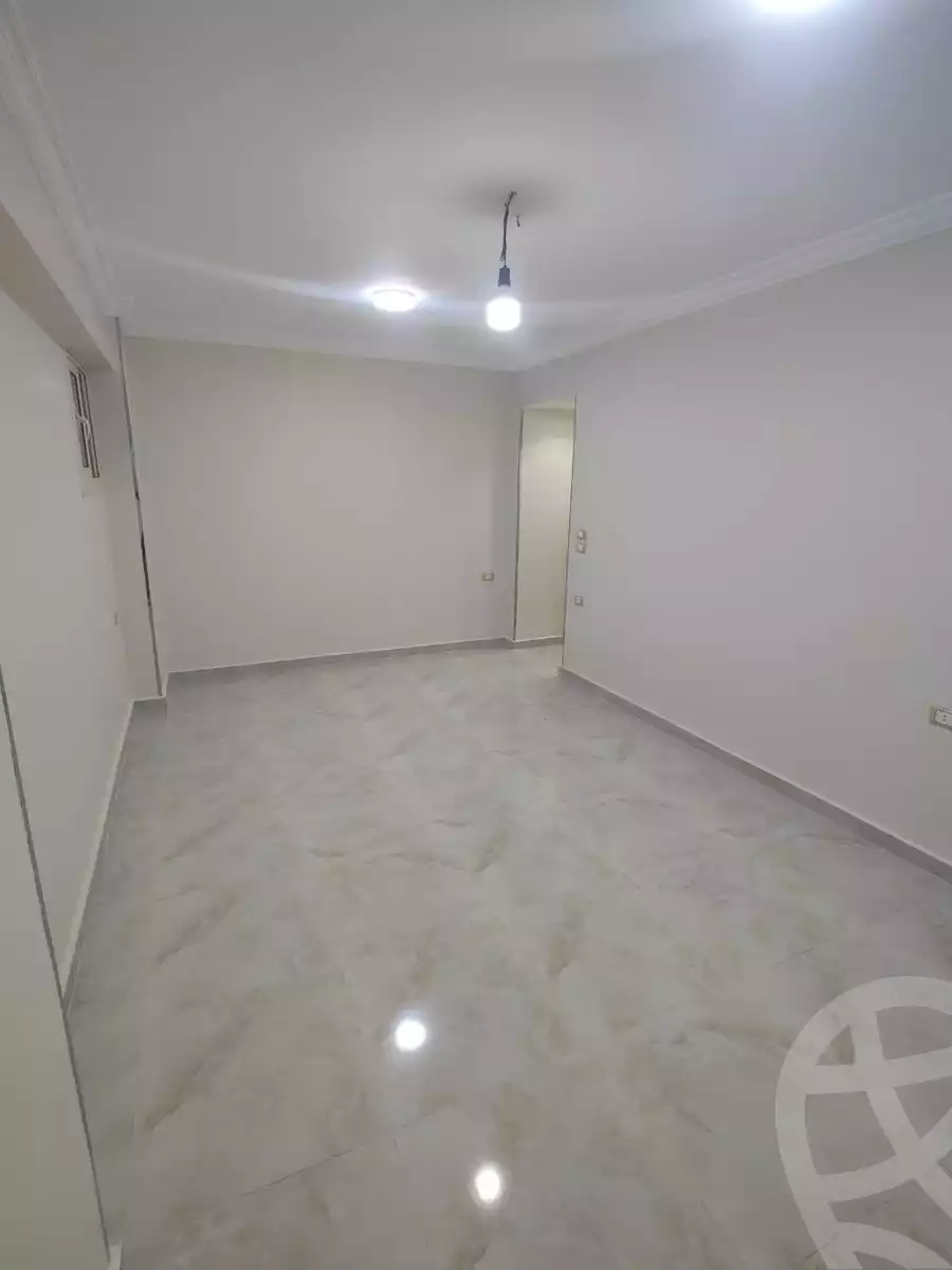 https://aqarmap.com.eg/ar/listing/6579910-for-rent-cairo-helwan-ahmed-enci-st
