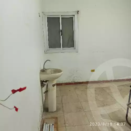 https://aqarmap.com.eg/ar/listing/6577109-for-rent-cairo-ain-shams-ahmed-esmat-st