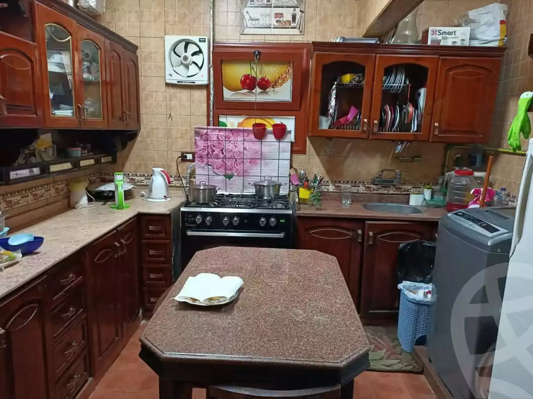 https://aqarmap.com.eg/en/listing/6581722-for-sale-cairo-helwan-rostom-st