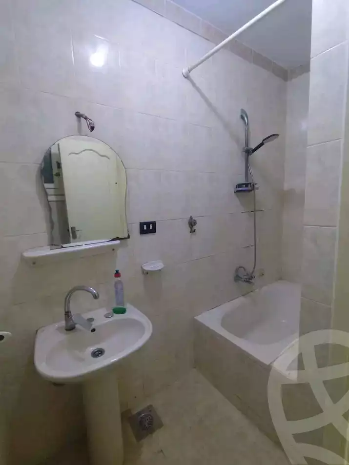 https://aqarmap.com.eg/ar/listing/6581940-for-rent-alexandria-el-mandara-nabawy-al-mohandes-st