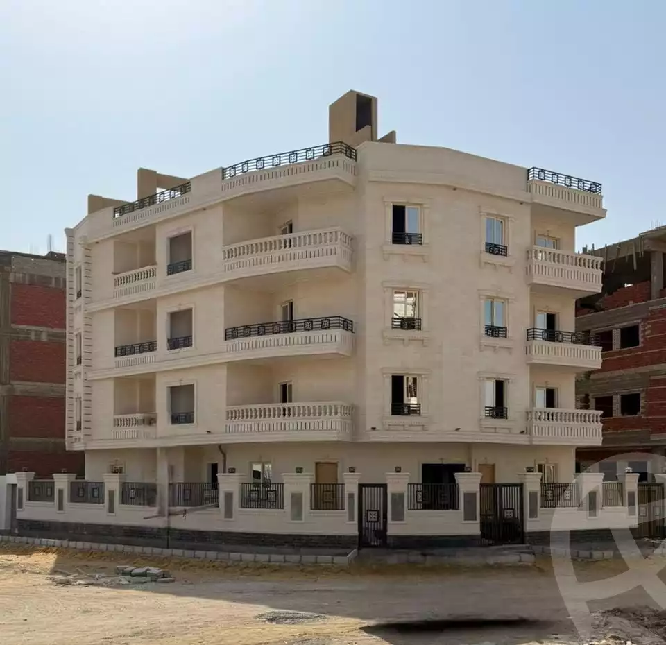 https://aqarmap.com.eg/ar/listing/6583737-for-sale-cairo-new-cairo-bait-el-watan-south-suez-road-el-hay-el-takmely