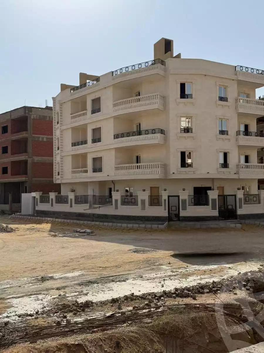 https://aqarmap.com.eg/ar/listing/6583737-for-sale-cairo-new-cairo-bait-el-watan-south-suez-road-el-hay-el-takmely