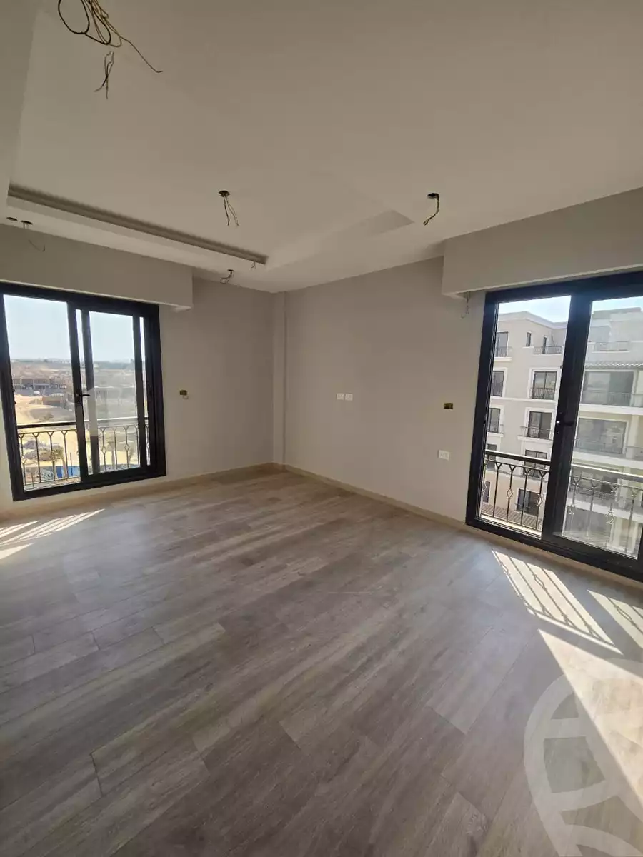 https://aqarmap.com.eg/en/listing/6583948-for-sale-cairo-el-sheikh-zayed-city-compounds-kmbwnd-fyldj-wyst-dr-llttwyr