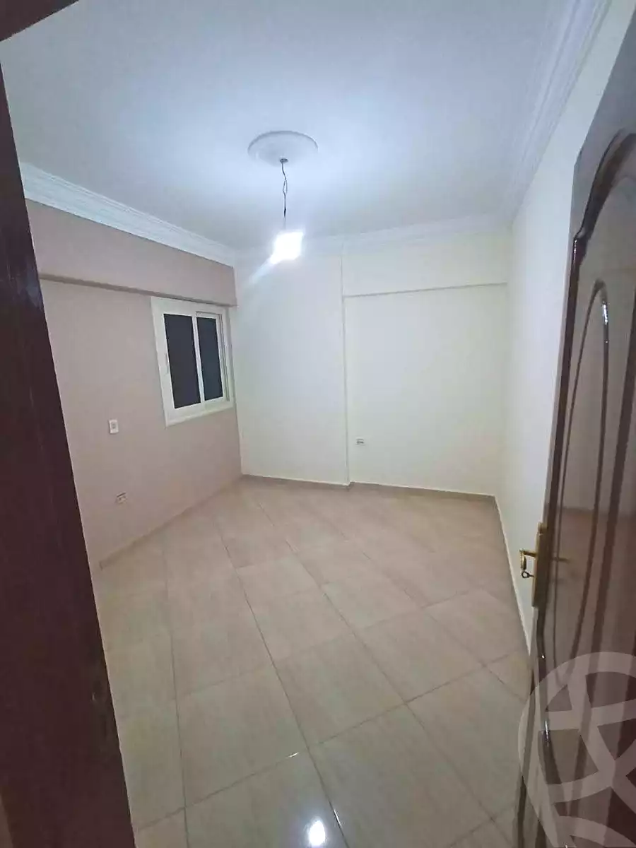 https://aqarmap.com.eg/ar/listing/6584126-for-rent-cairo-helwan-helwan-el-sharkeya-abd-el-rahman-pasha-st