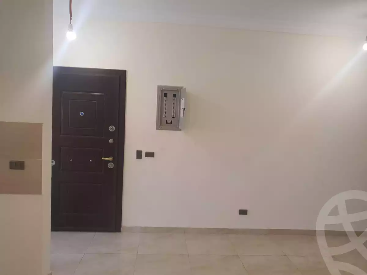 https://aqarmap.com.eg/ar/listing/6584205-for-rent-cairo-new-cairo-ganob-el-akadamiya-south-academy-a-zaid-ebn-haretha-st