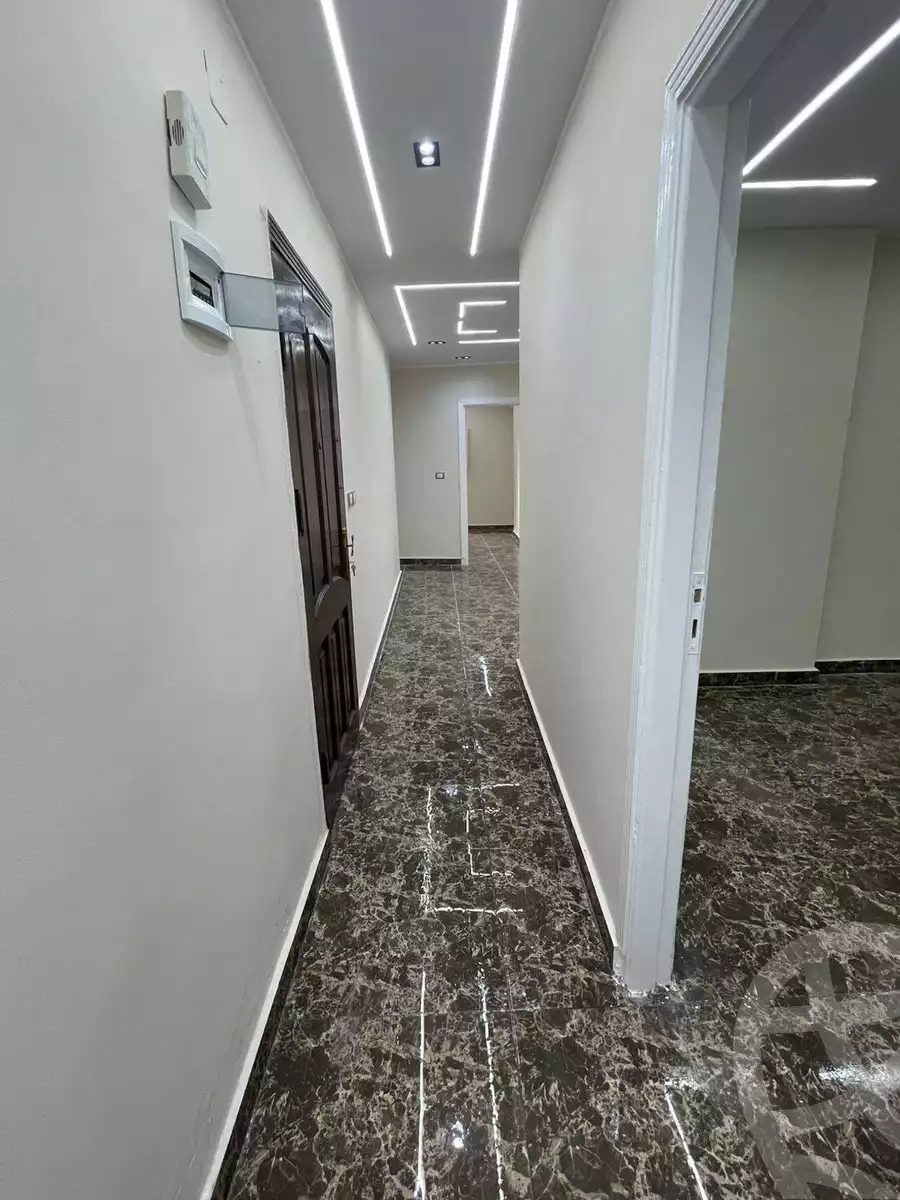 https://aqarmap.com.eg/ar/listing/6585602-for-sale-alexandria-l-jmy-lbytsh-ain-shams-st