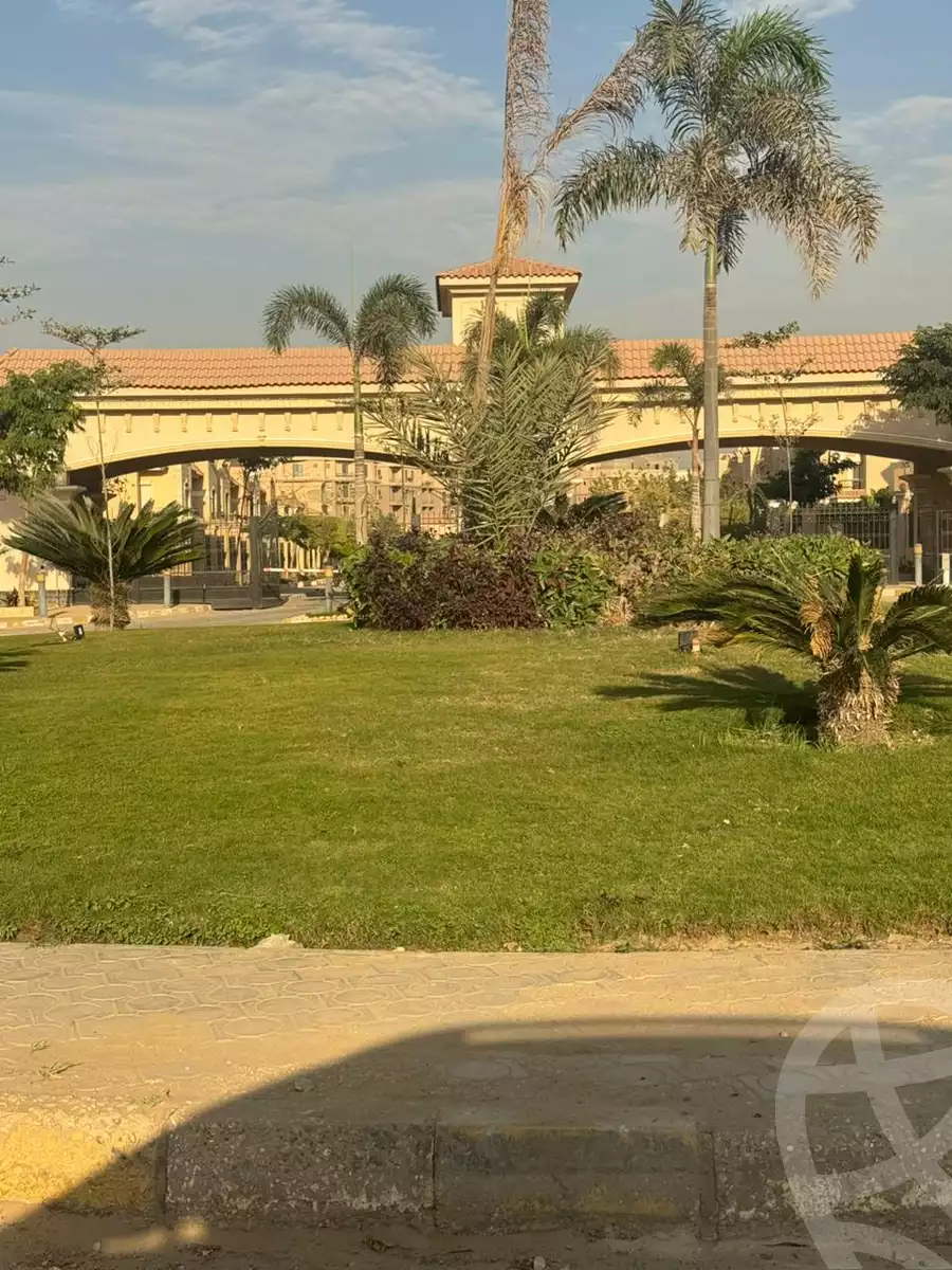 https://aqarmap.com.eg/ar/listing/6587482-for-sale-cairo-6th-of-october-compounds-garden-city-october