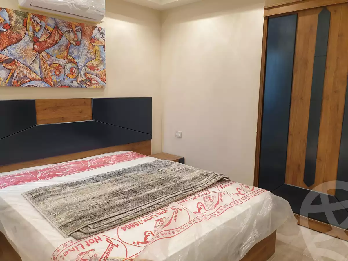 https://aqarmap.com.eg/en/listing/6590292-for-rent-cairo-new-cairo-compounds-mountain-view-hyde-park