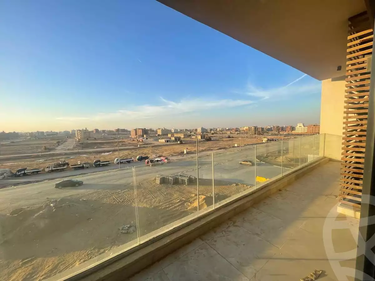 https://aqarmap.com.eg/ar/listing/6590374-for-sale-cairo-new-cairo-compounds-el-patio-oro