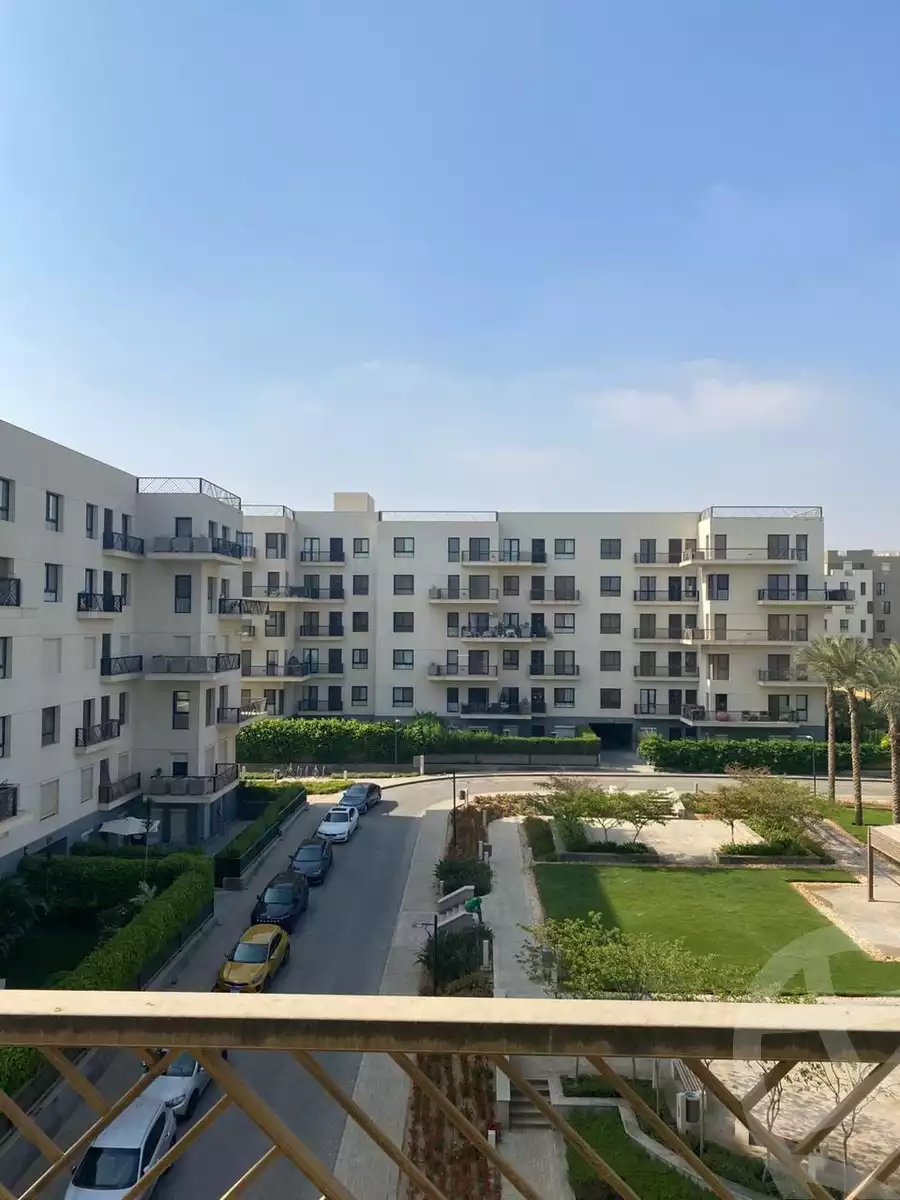https://aqarmap.com.eg/ar/listing/6590676-for-sale-cairo-new-cairo-compounds-eastown-spectrum-eastown-compound