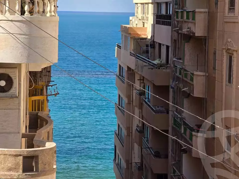 https://aqarmap.com.eg/ar/listing/6591789-for-sale-alexandria-el-mandara-tryq-ljysh