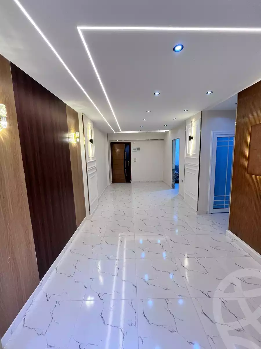 https://aqarmap.com.eg/ar/listing/6596023-for-sale-alexandria-l-jmy-lbytsh-el-hay-st