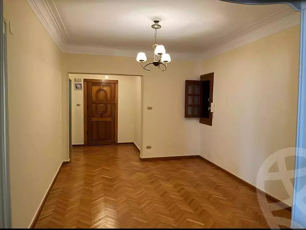 https://aqarmap.com.eg/ar/listing/6596430-for-sale-cairo-shoubra-corniche-el-nile-st
