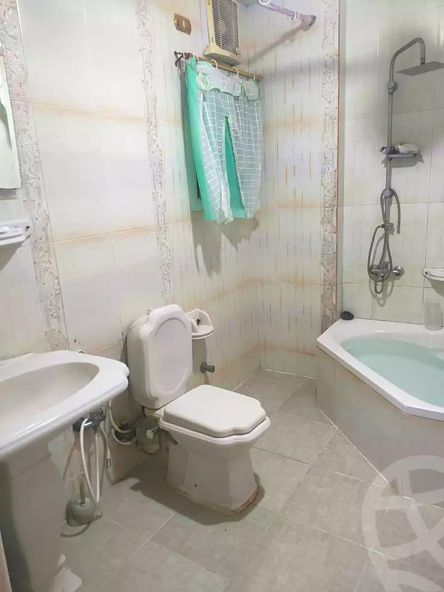 https://aqarmap.com.eg/en/listing/6596556-for-sale-alexandria-l-jmy-lbytsh-ain-shams-st